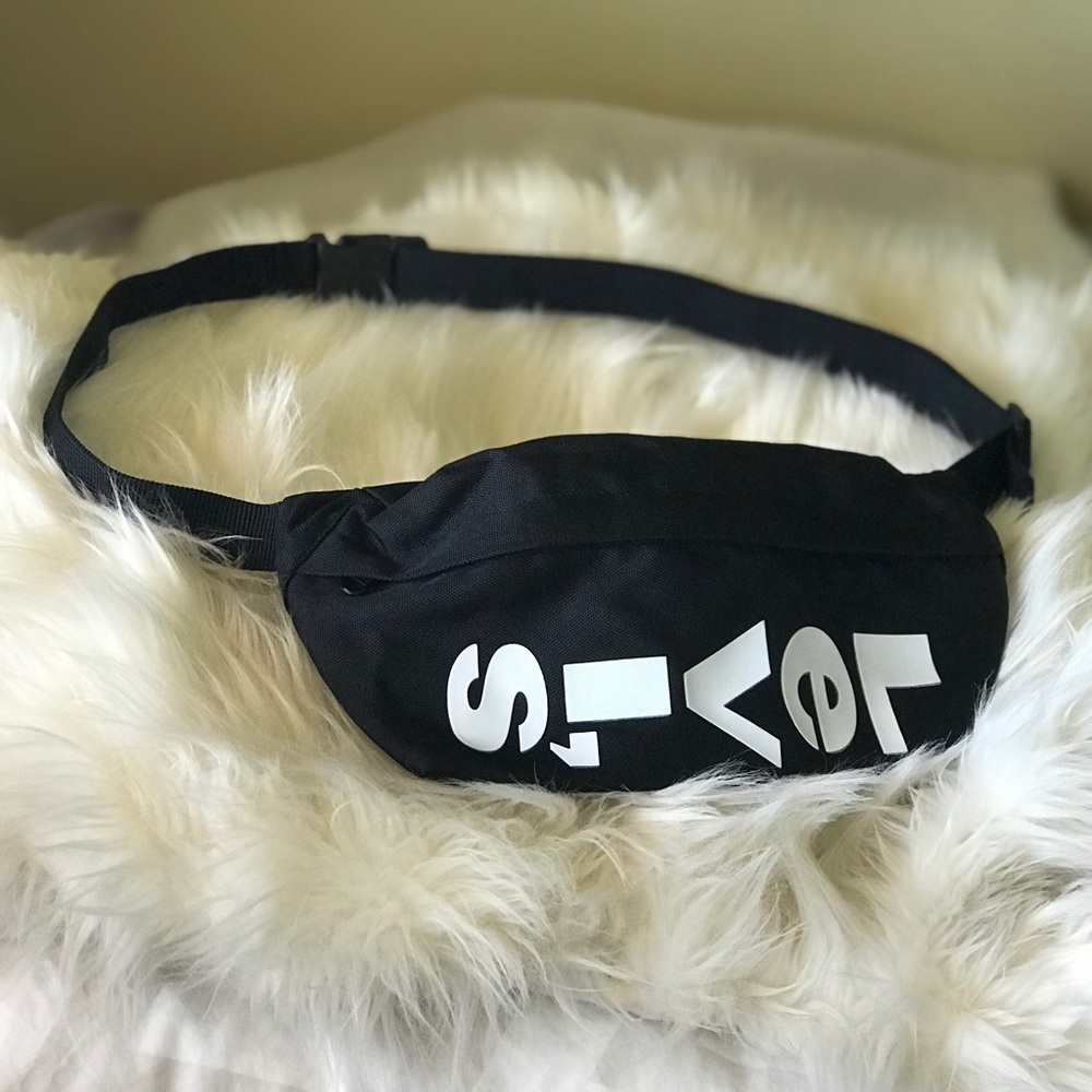 BLACK WHITE BANANA SLING FANNY PACK